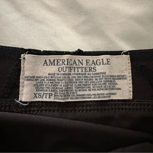 Men’s American Eagle Compression Shorts - Picture 3 of 3